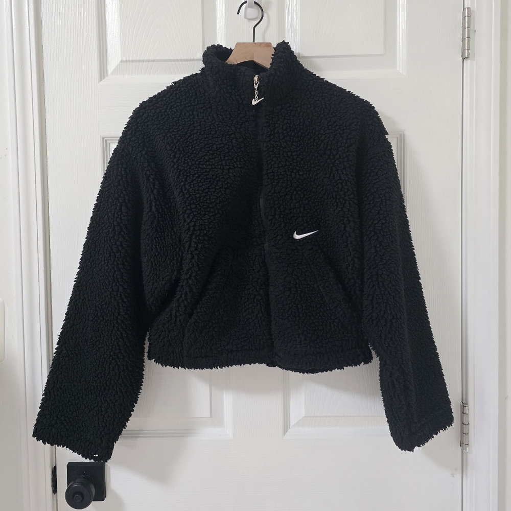 Nike Black Swoosh Sherpa Jacket Size M - Picture 6 of 10